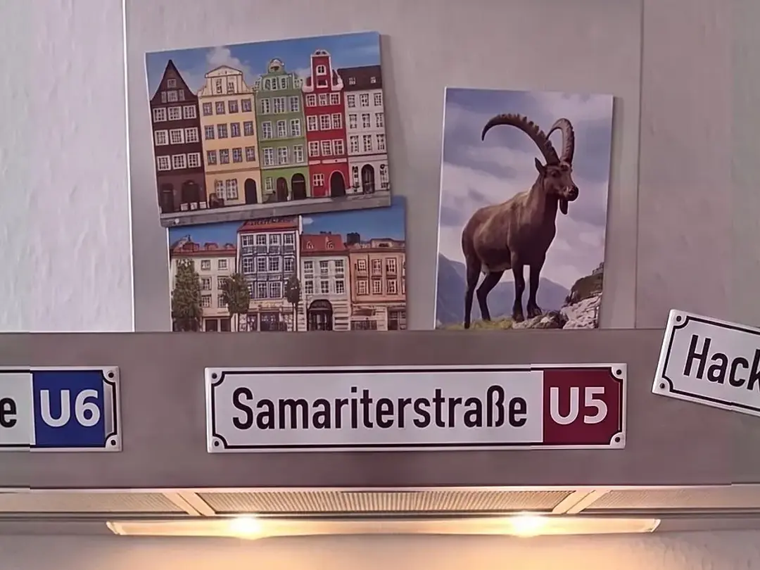 Notes and magnets on the fridge